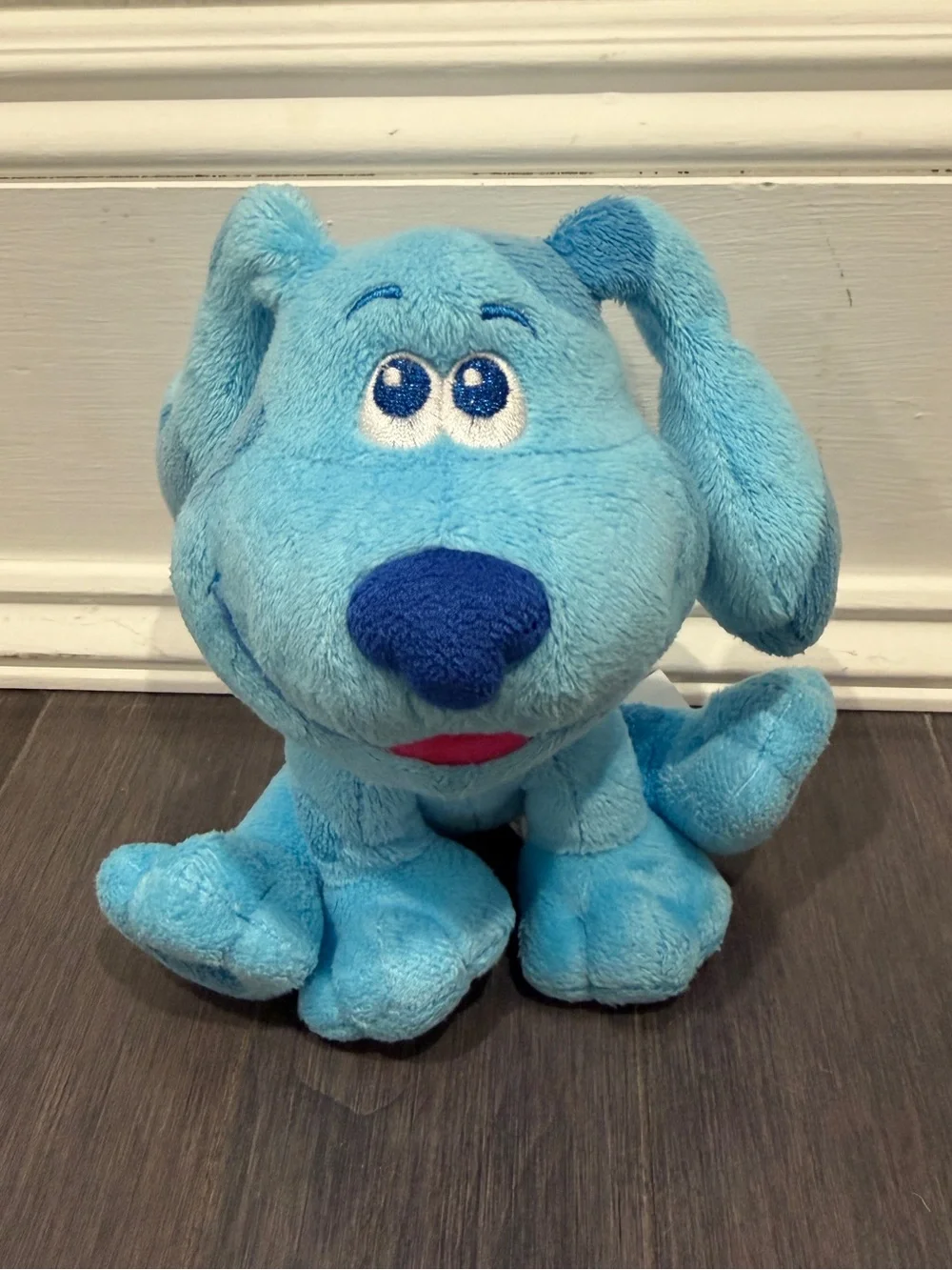 NWOT Nickelodeon 7” in Blue’s Clues Blue Plush Puppy Stuffed Animal
